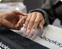340,000 beauty pros trust Booksy scheduling software