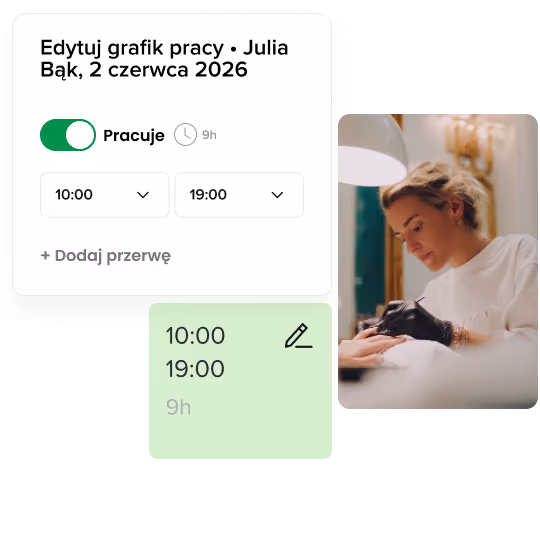 Pracownik salonu mogący skupić się na pracy, która dzięki Booksy Biz jest bardzo dobrze zorganizowana.
