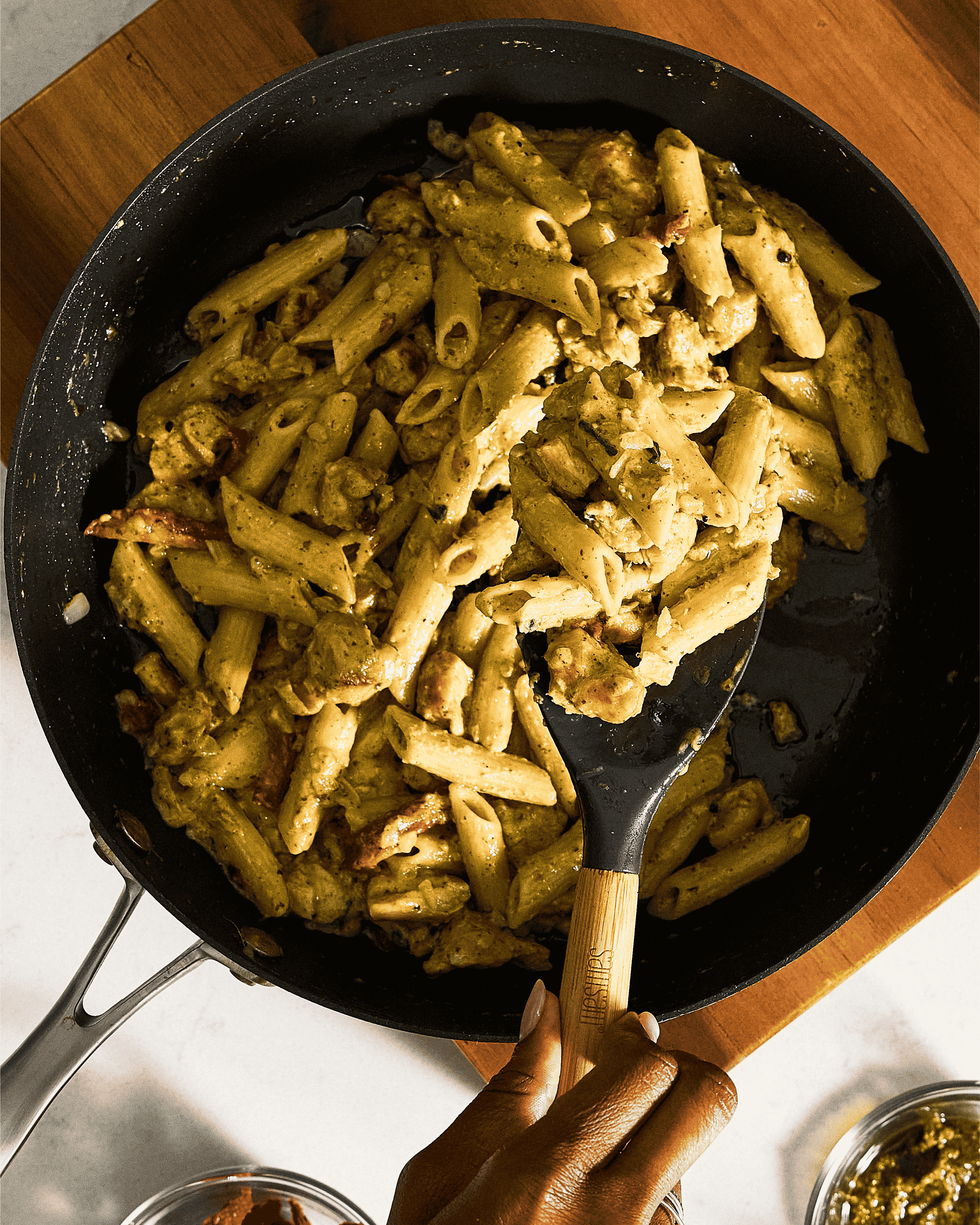 Pesto Chicken Style Pasta made with Harvest B protein