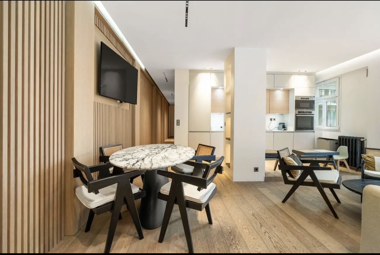 LUXURY FLAT IN PARIS - Paris real estate properties