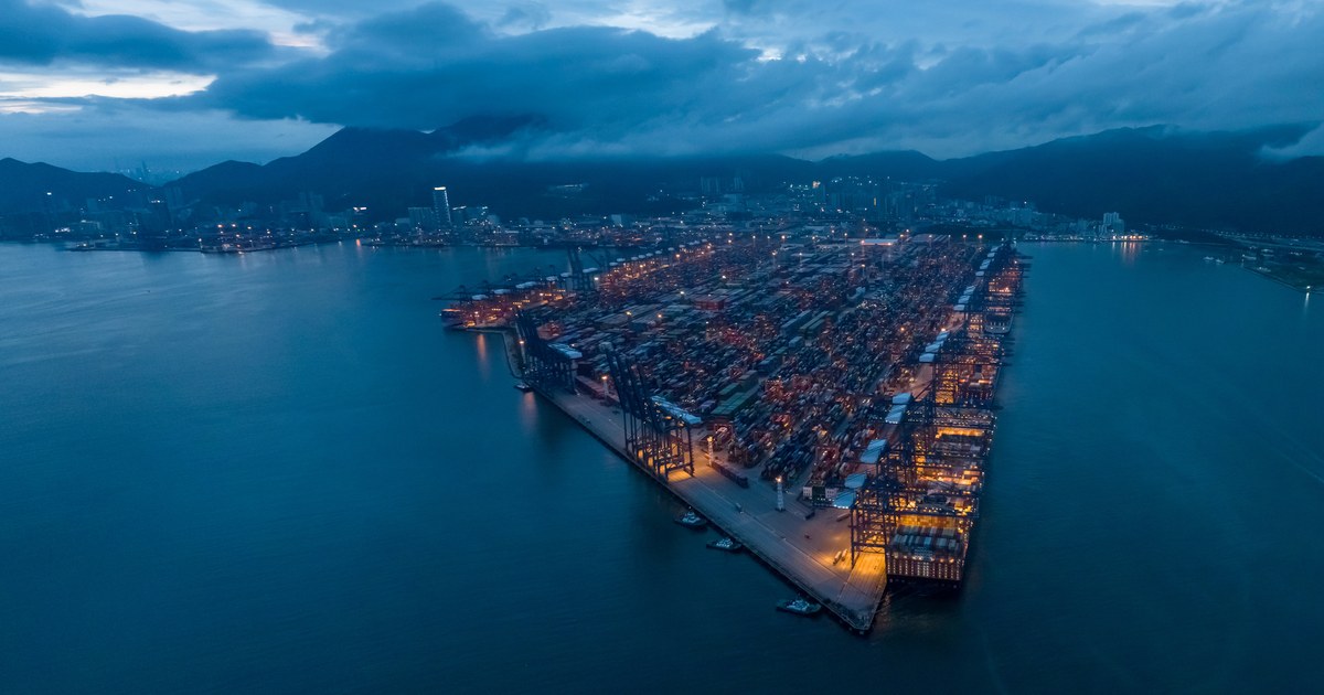 The invisible funnel: What the data says about how logistics buyers actually find you in 2026