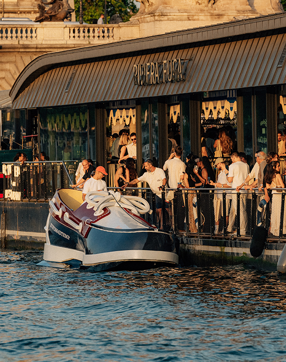Le Yacht Club Sebago débarque sur notre péniche parisienne