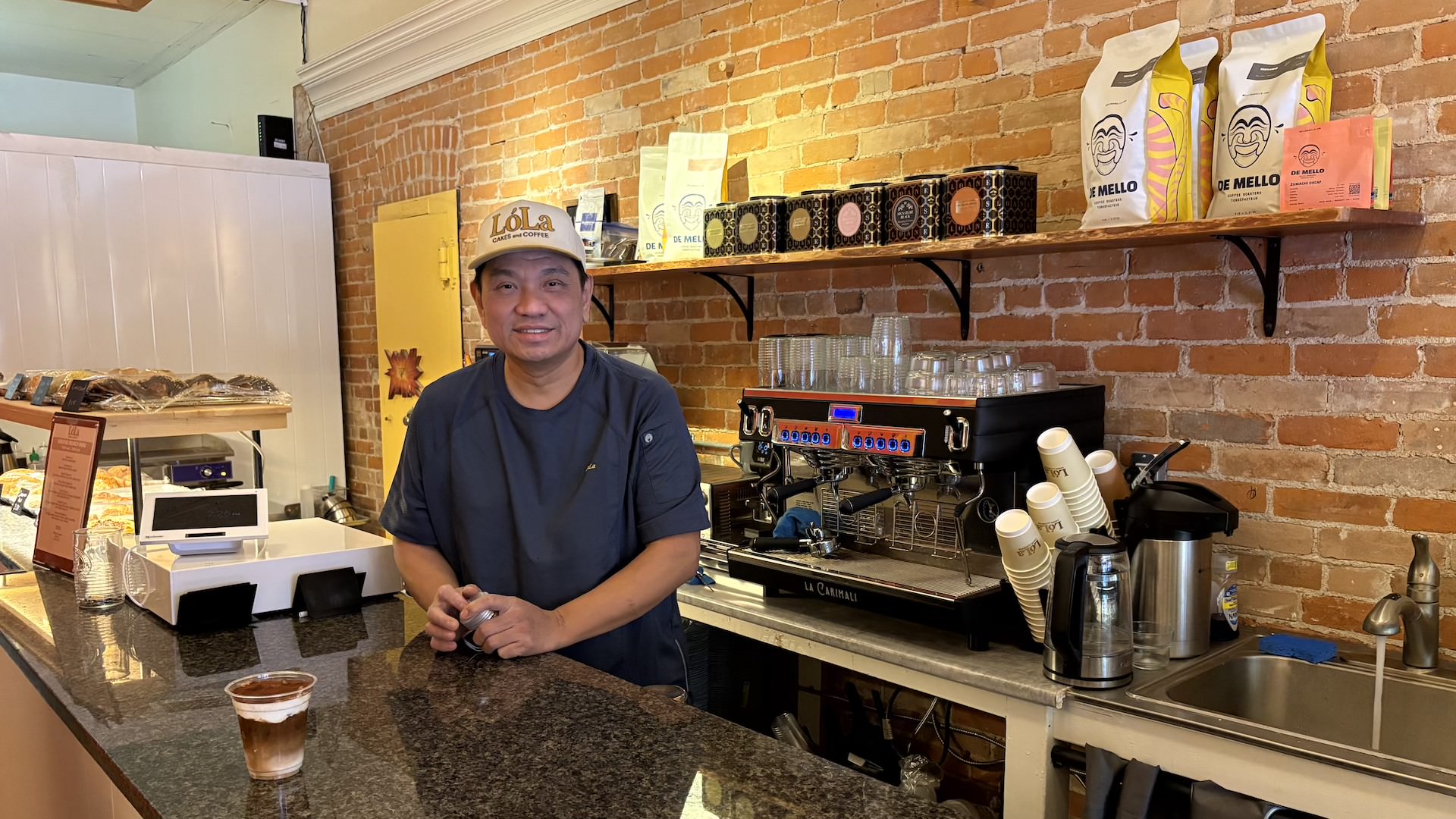 Local "Chef by Trade" Attemps to Fill in a Market Gap Downtown Peterborough with Lóla Cakes and Coffee