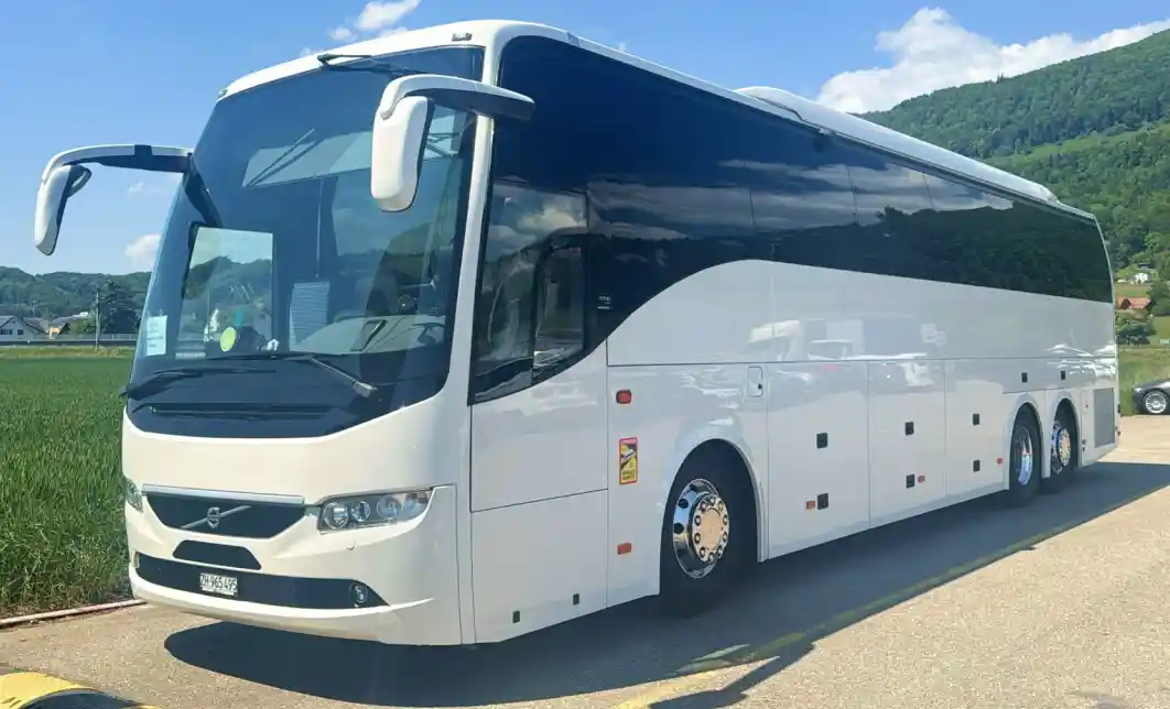Volvo 9700 coach