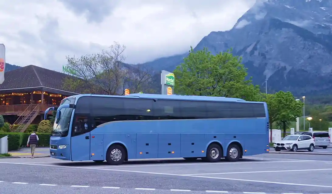 Volvo 9900 coach