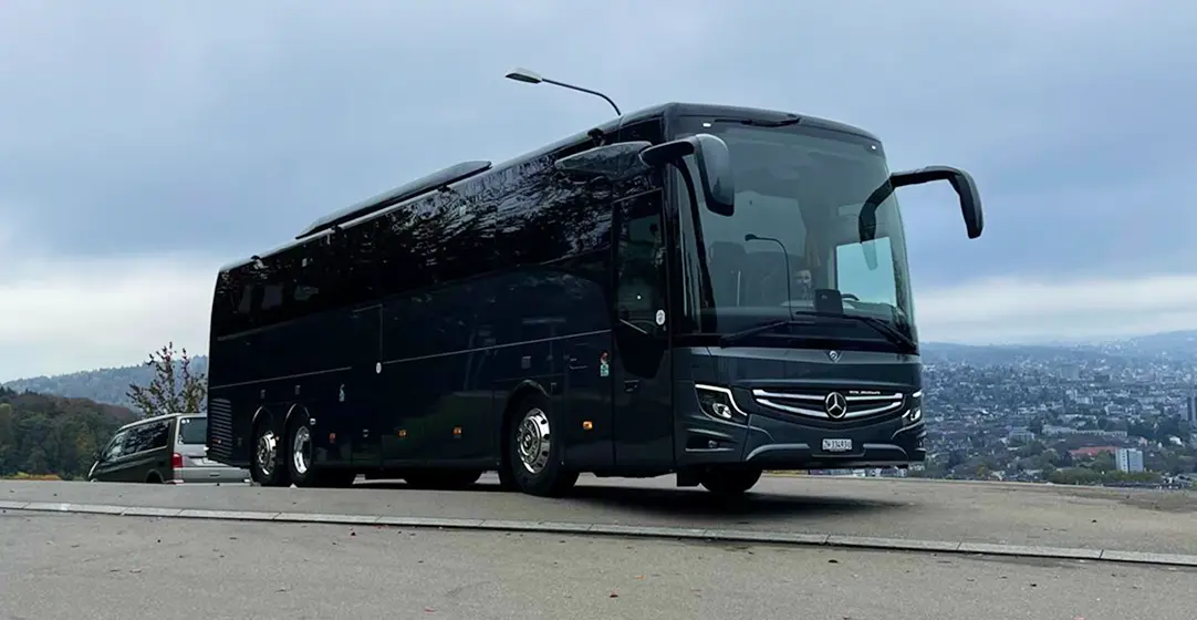 Mercedes Tourismo 16 RHD coach