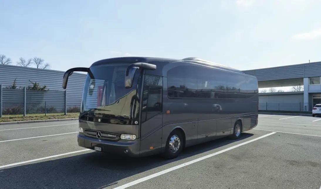 Mercedes Tourino reisebus