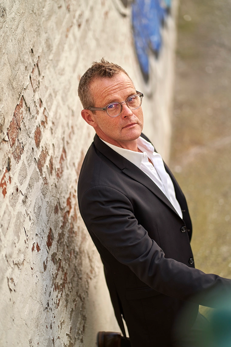 Portrait of Kresten Schultz-Jørgensen from above.