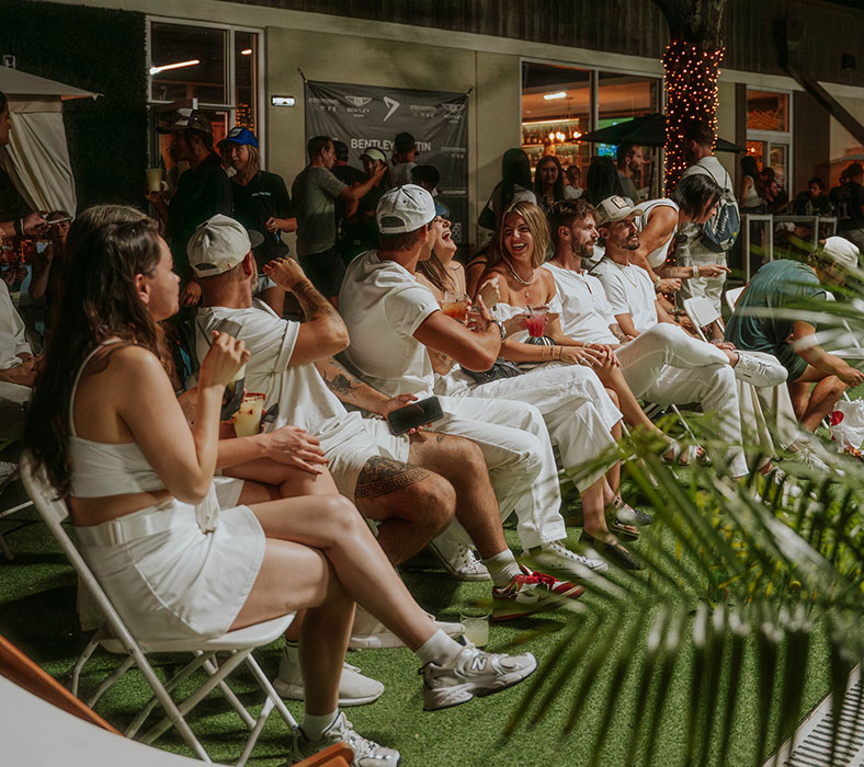 outdoor terrace padel39 club atx