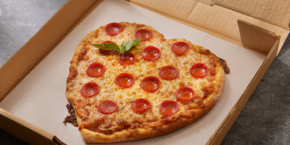 Love at First Bite: How QSR Brands Can Win Valentine's Day Hearts