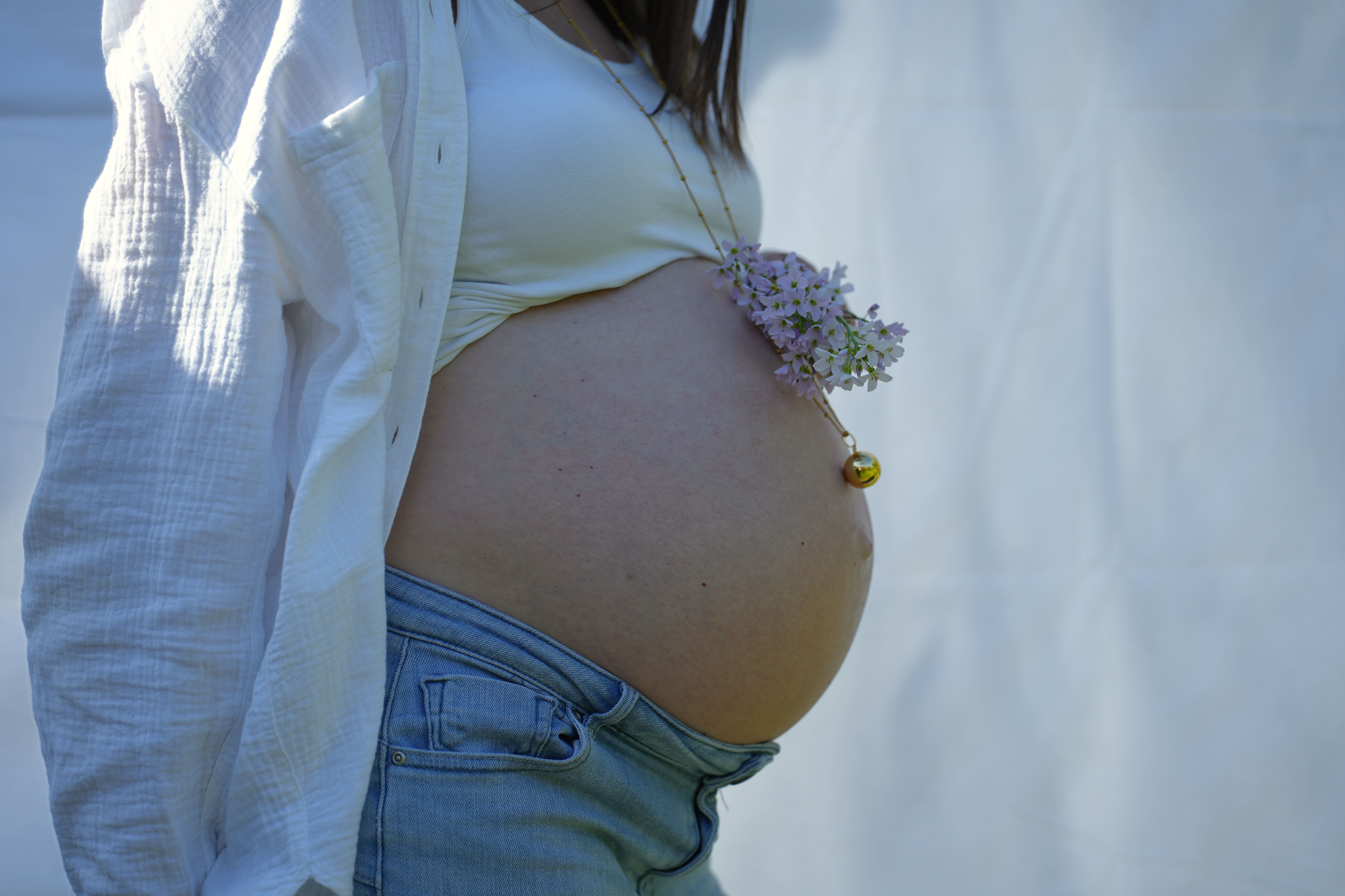 ‍Comment être à l’aise pendant un shooting grossesse ?
