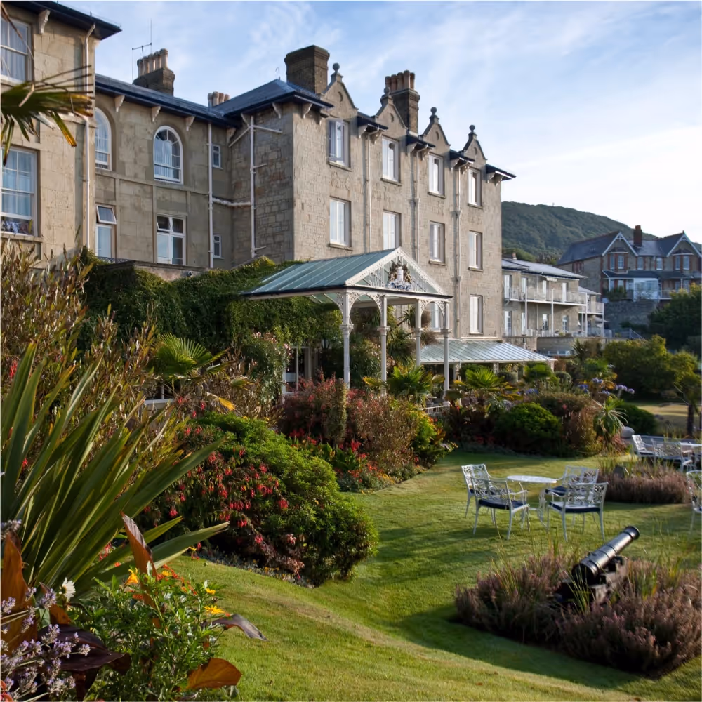 Royal Hotel Ventnor frontage