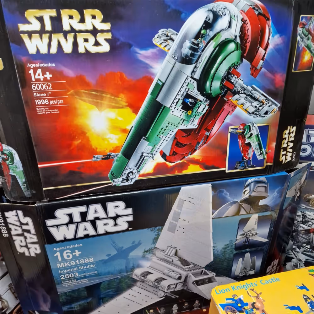 Sci-fi Lego kit