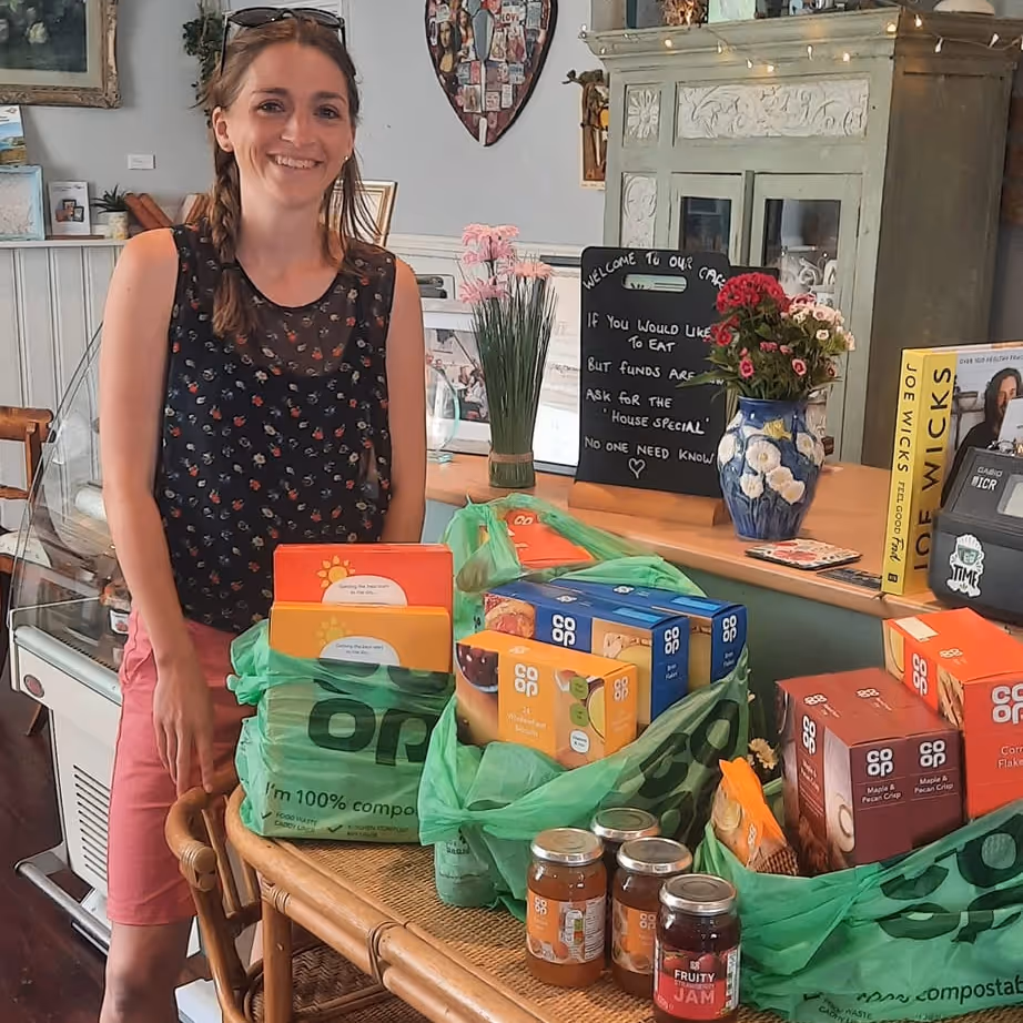 Food donation to a warm space cafe