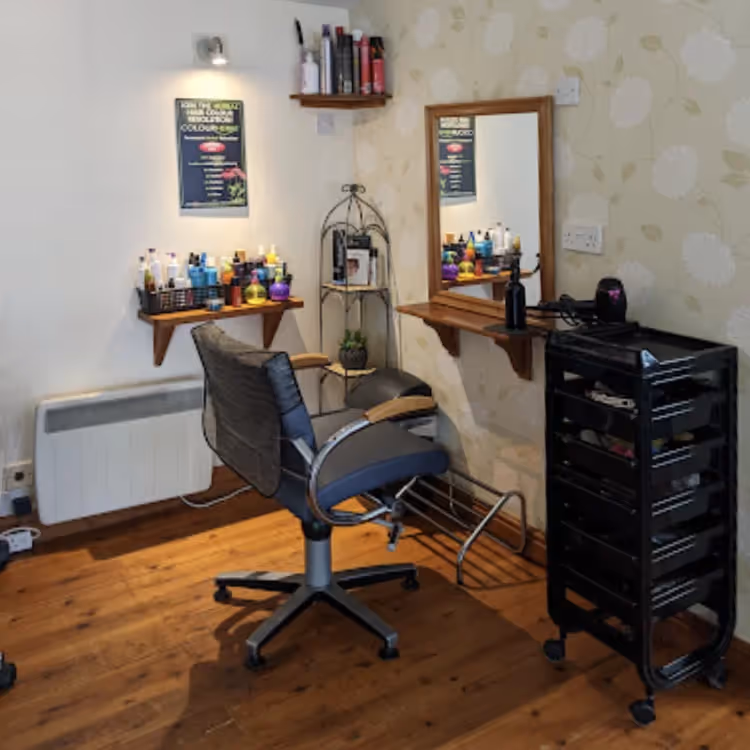 A hairdressing work station