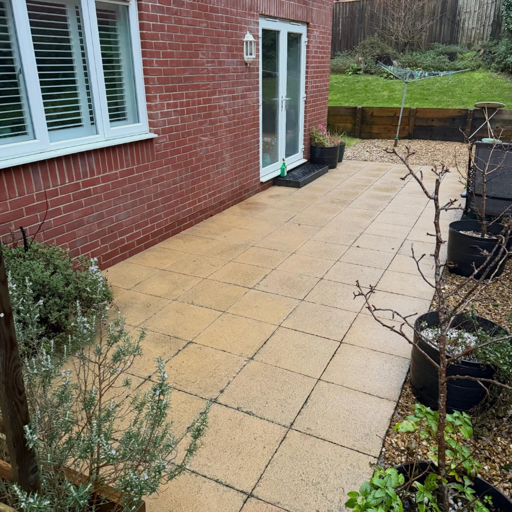 A freshley cleaned patio