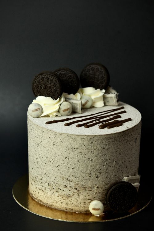 Gateau Signe M cakes for any event