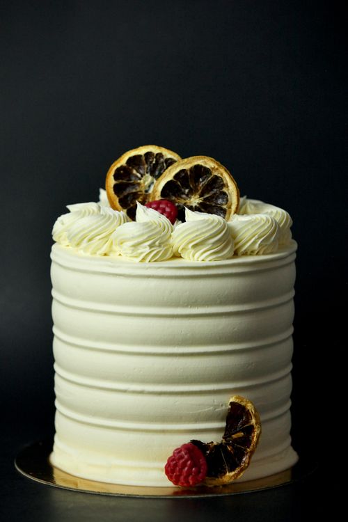 Gateau Signe M cakes for any event