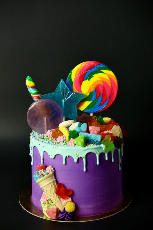 Gateau Signe M cakes for any event