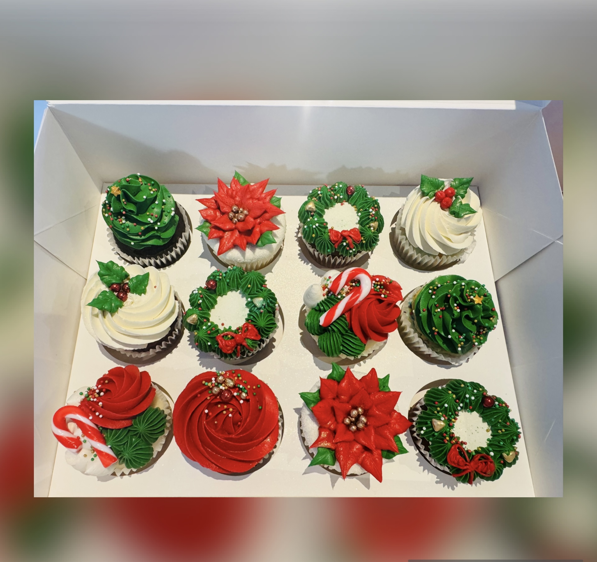 Gateau Signe M cakes for any event