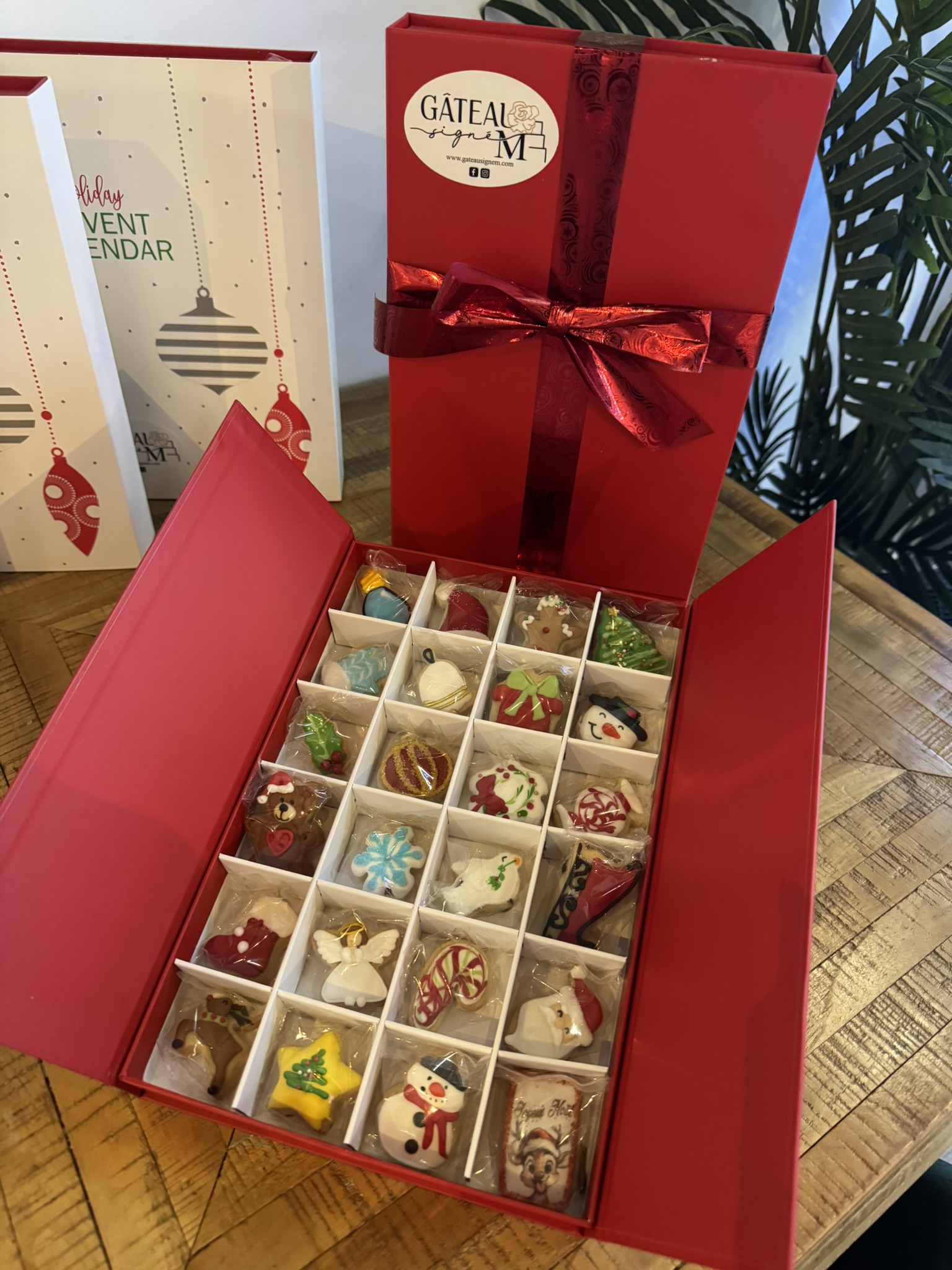 Gateau Signe M cakes for any event