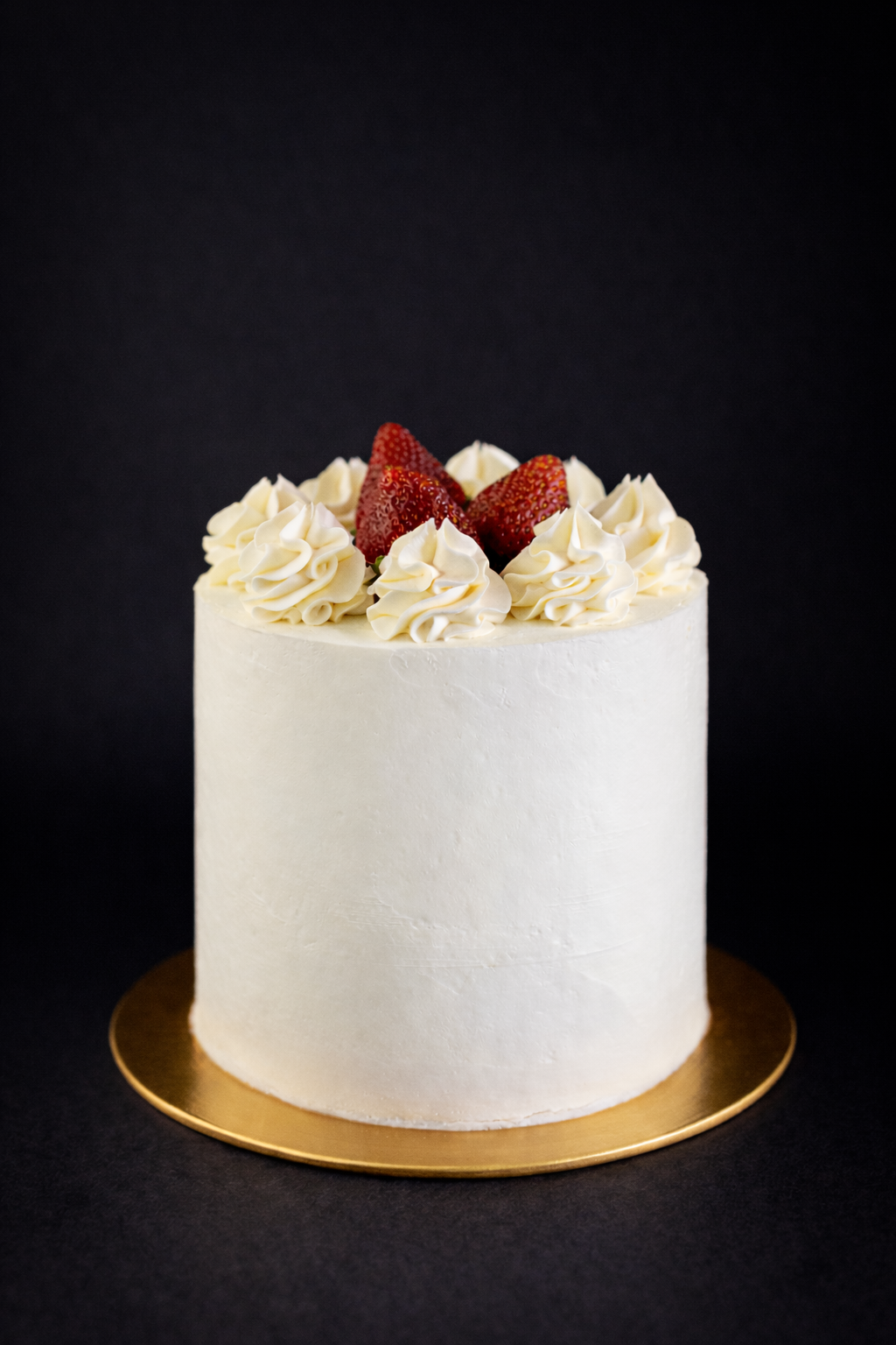 Gateau Signe M cakes for any event