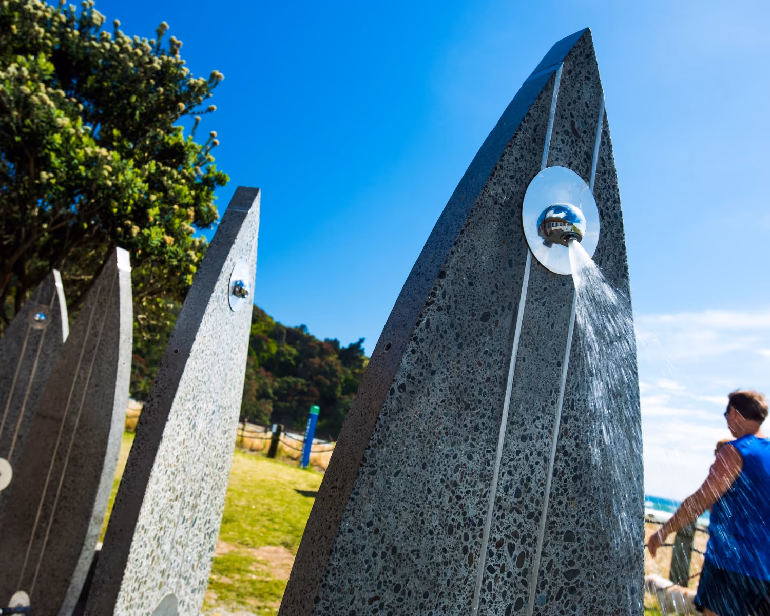 Outdoor Polished Concrete Surfboard Shower - Permafab 9