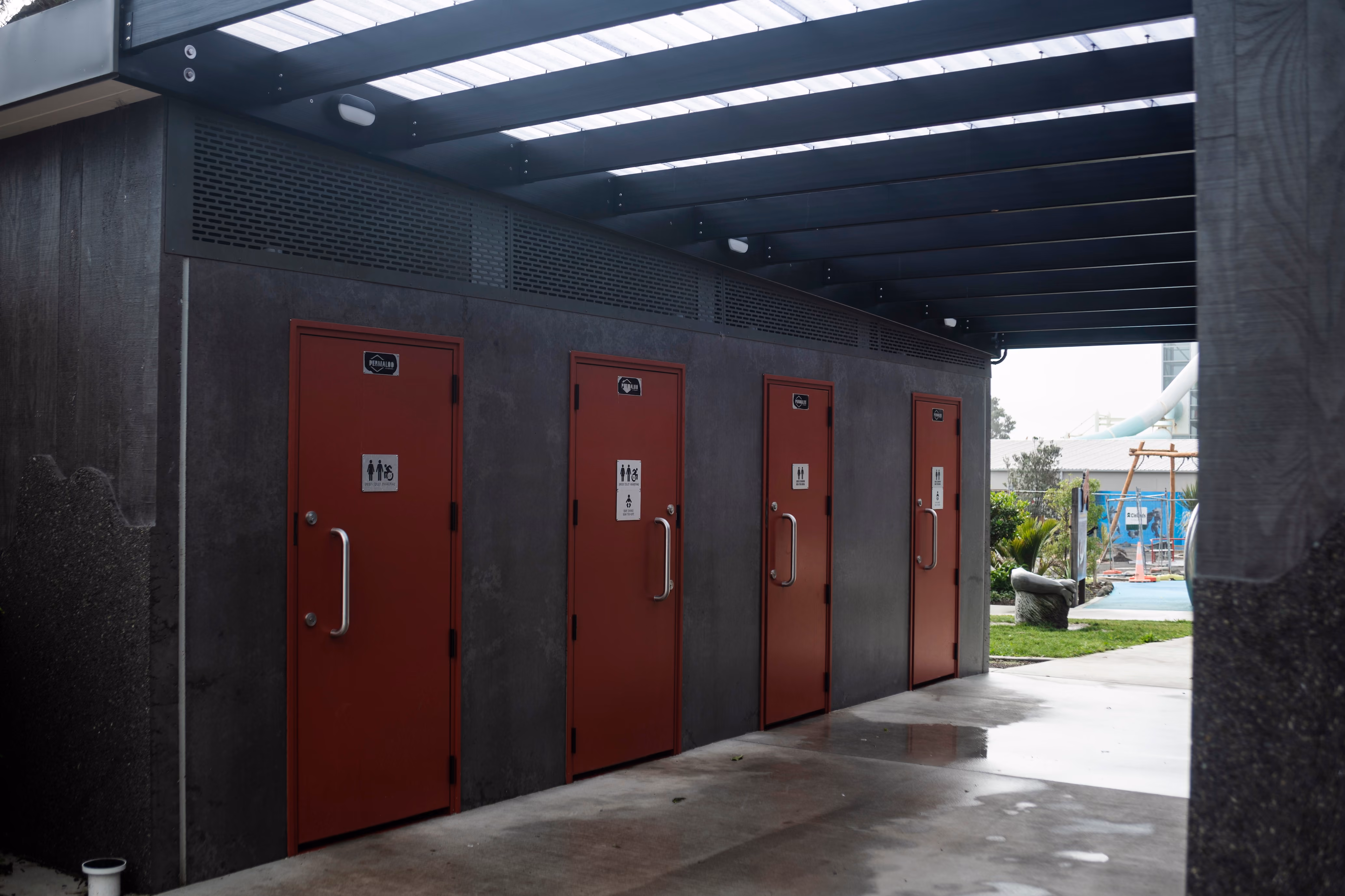 Kāwaroa Park, New Plymouth - Permaloo 81