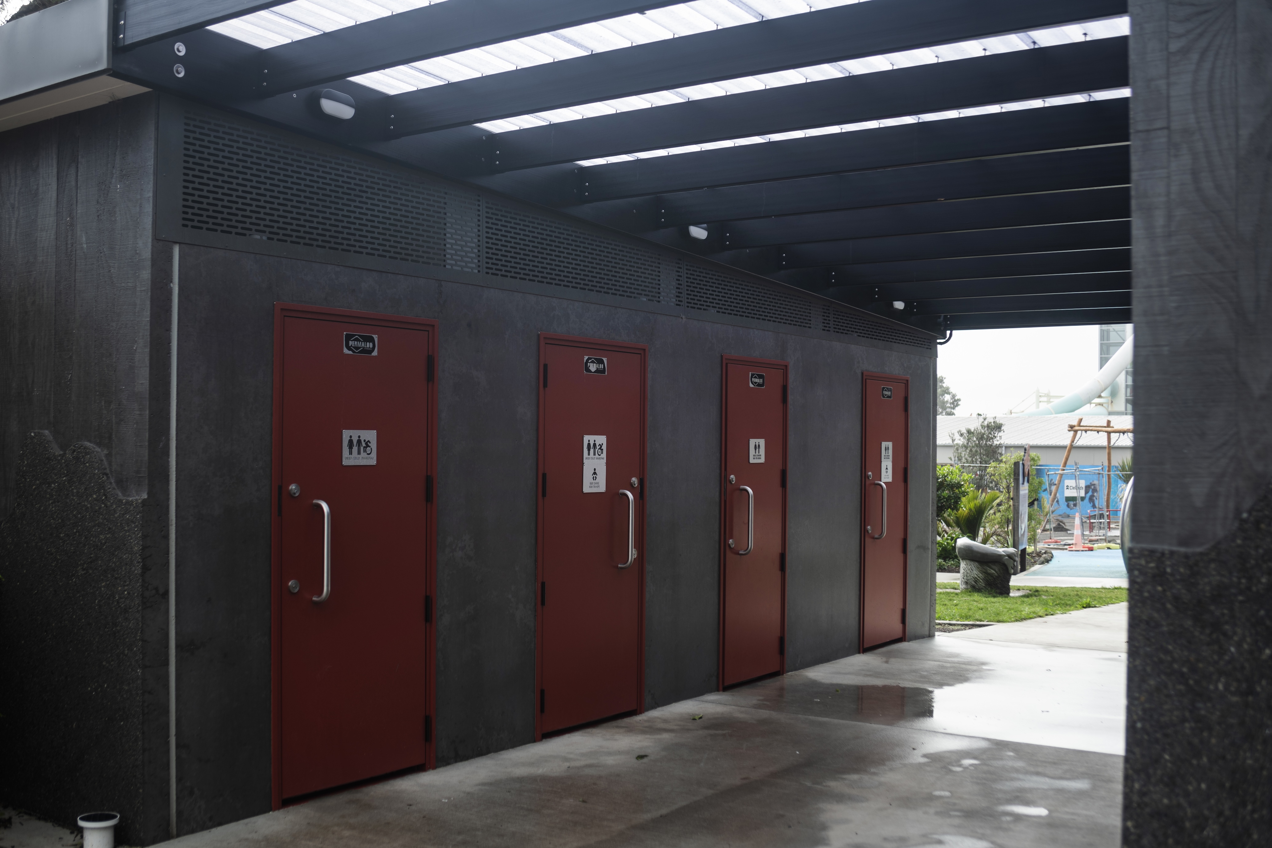 Kāwaroa Park, New Plymouth - Permaloo 81