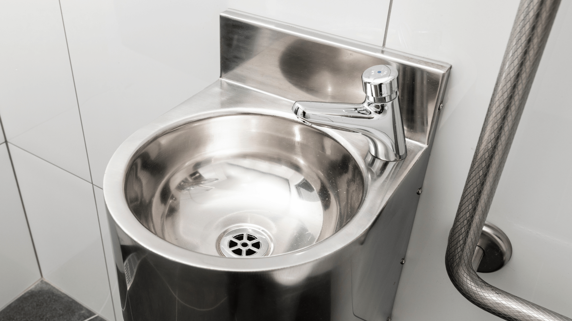 Stainless steel wash basin