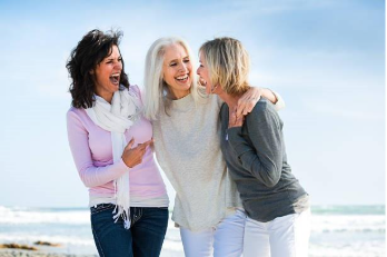23,200+ Women Friends 50s Stock Photos, Pictures & Royalty-Free Images -  iStock | Women 50, Woman middle-aged, Group of women