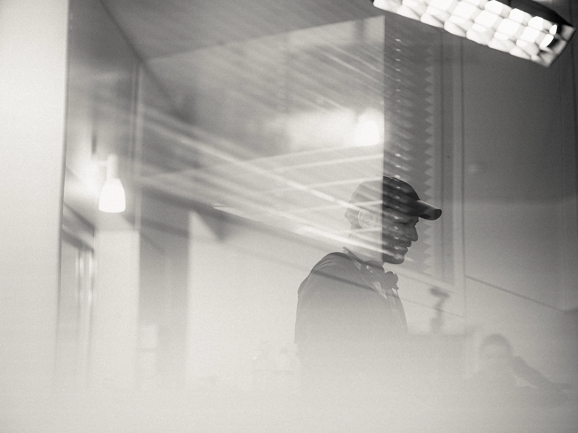 Behind the Scenes from movie Four Minus Three (Vier Minus Drei). Director Adrian Goiginger. Actress Valerie Pachner.