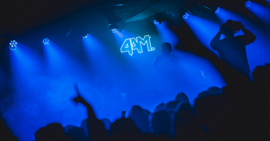 4AM.