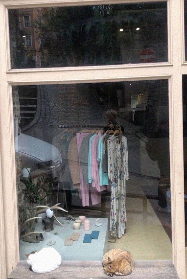 istanbul hidden bee clothes shop
