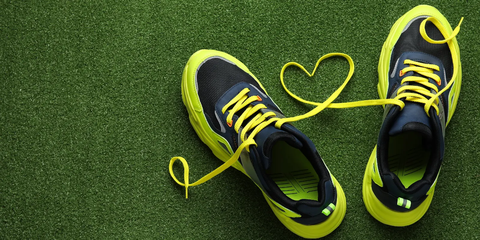 sport shoes, heart, shoe laces