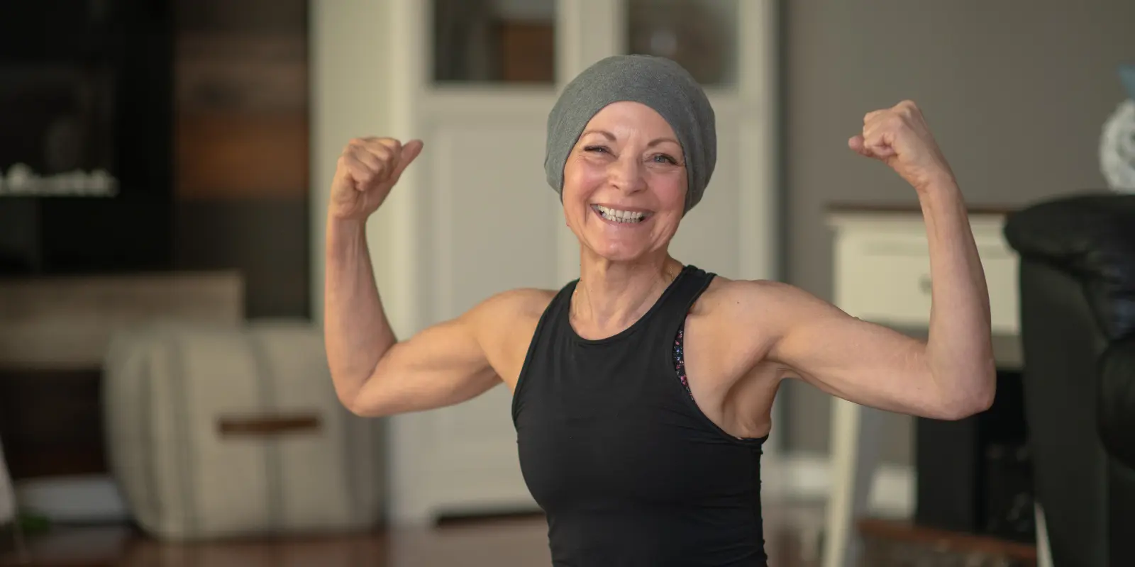 woman, exercising, cancer, therapy, trainingstherapie 