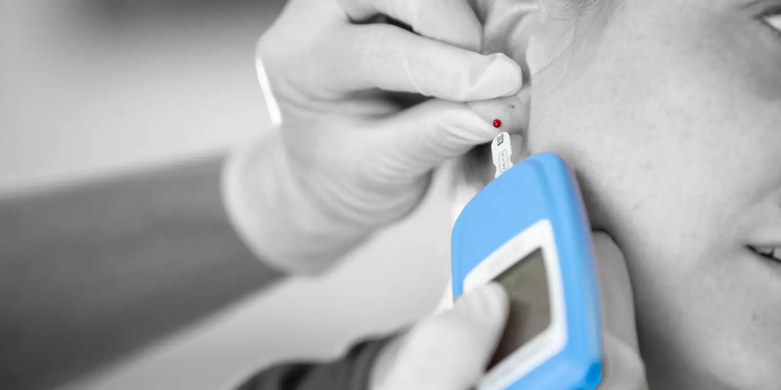 blood; lactate, measuring, perfomance, training, health, fitness, athlete, recreational all-out, ear lobe