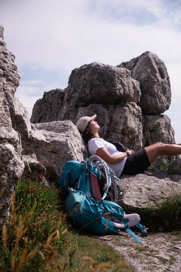 Même lors d'une randonnée en Bretagne, on peut avoir une petite pause ensoleillée.