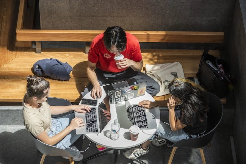 Guide: The Everywhere Lab - Campus IT Management in the Era of On-Demand Digital Learning