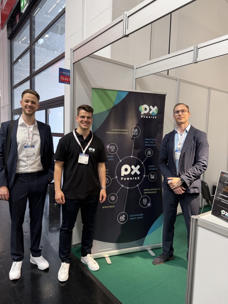 Ossler-Solar-Team am PowereX-Stand