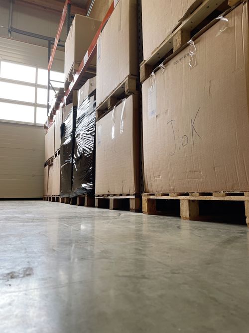 Retouren-Palette direkt von Amazon. Retouren-Hero ist der Großhändler für Retourenware