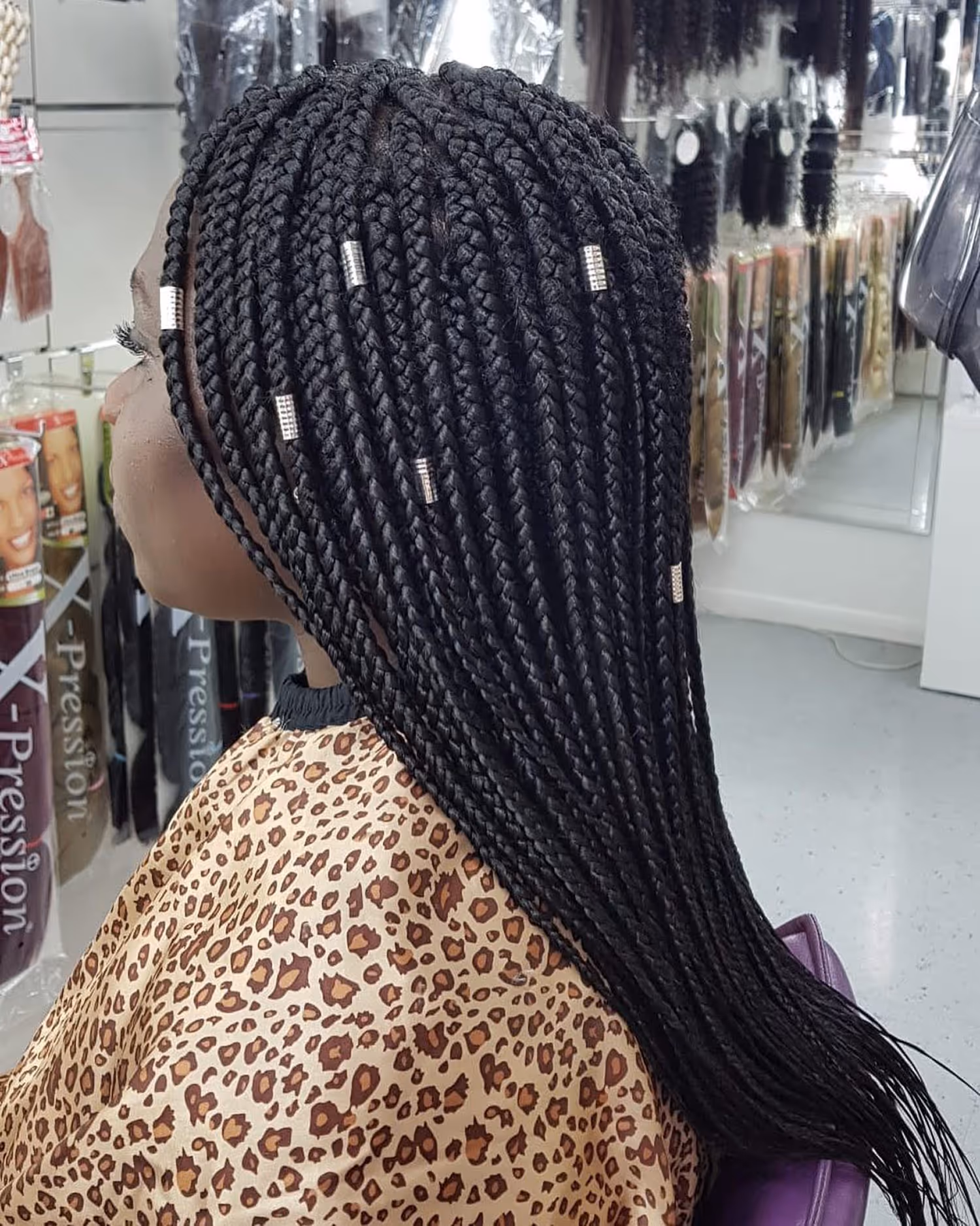 Women’s braids hairstyle at Fineboy Barbershop Bern