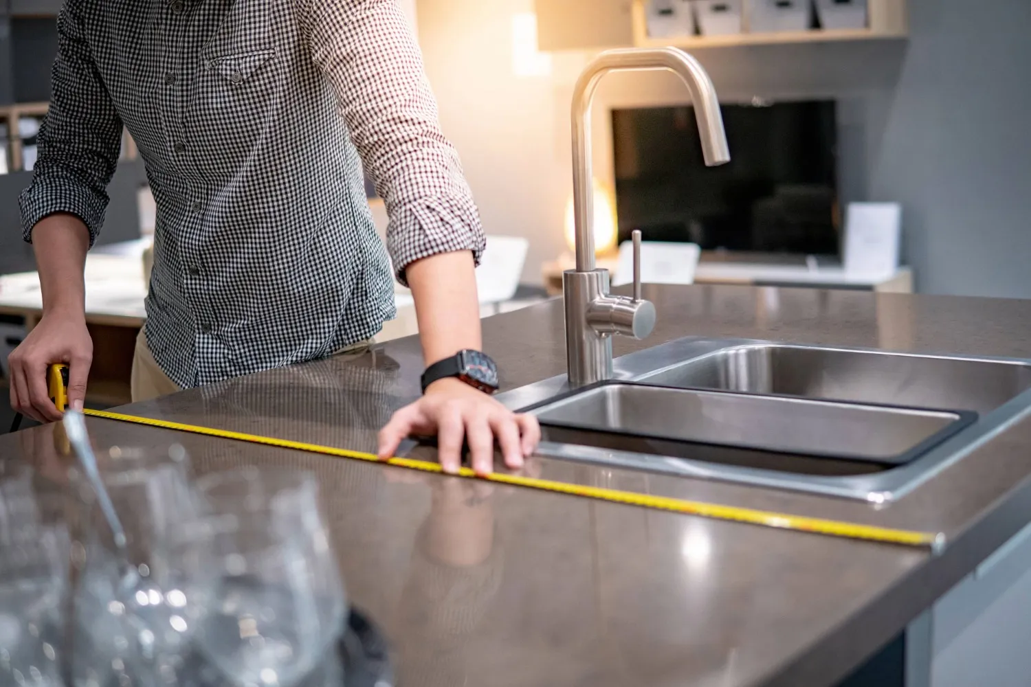 measuring a countertop