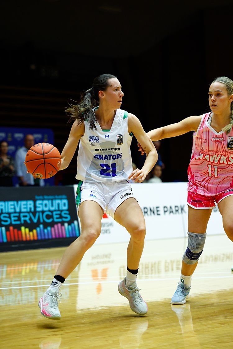 Rd8 Hawks V Senators Chyon Kondylsd 4