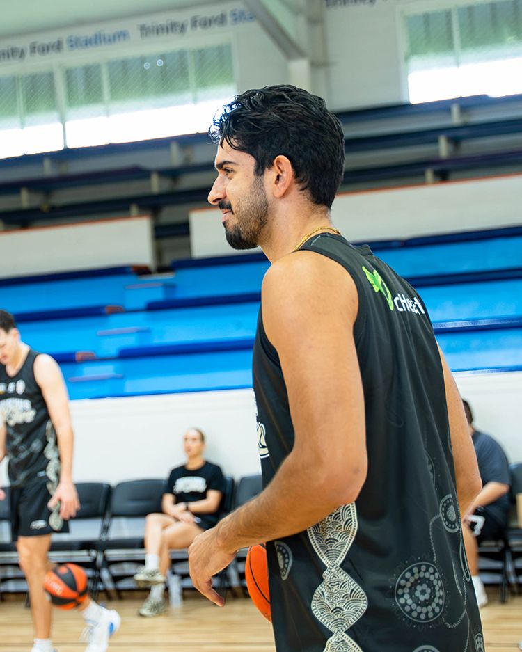 Mens Shootaround 8