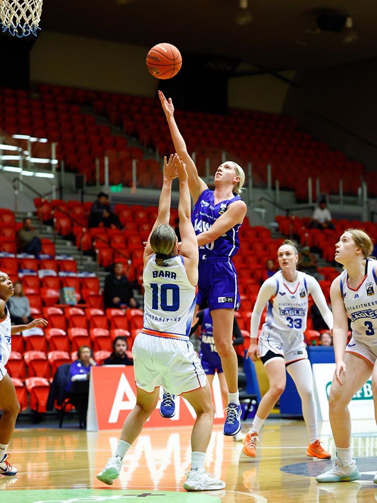 Rd29 Hawks V Eagles Chyon Kondylas 11