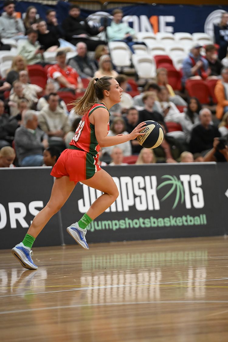 Pi Dv Womens 100426 Abbey Ellis 8034