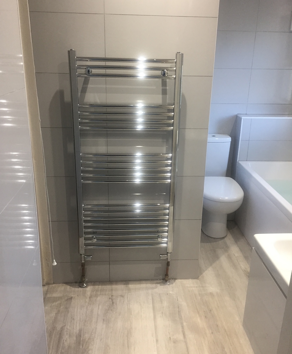 bathroom installation warfield image 3