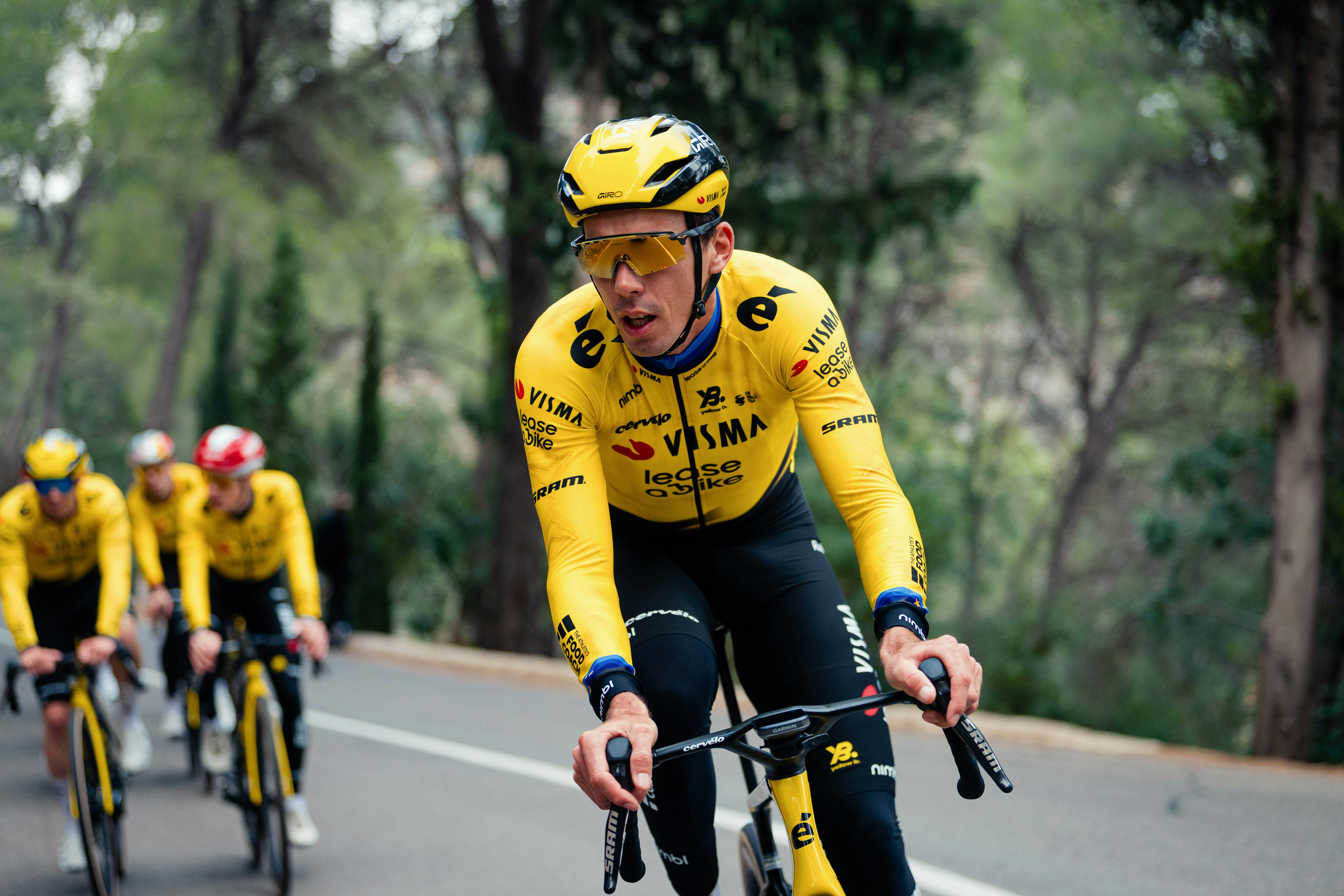 The brain of the peloton: Inside the Team Visma | Lease a Bike Control Room