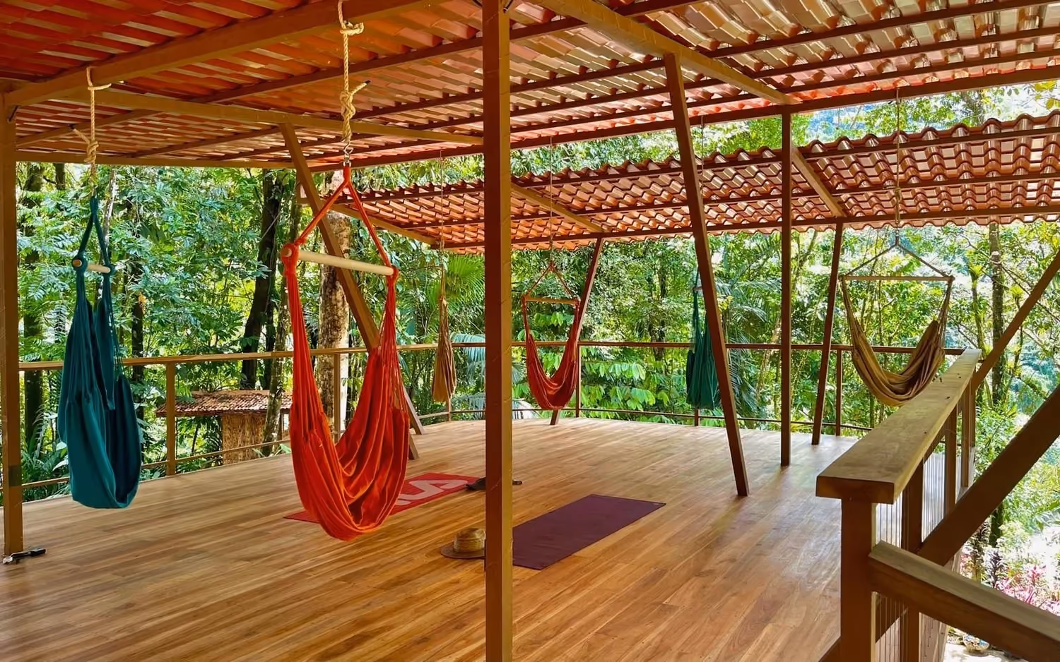 Yoga deck at Chorro Ecolodge
